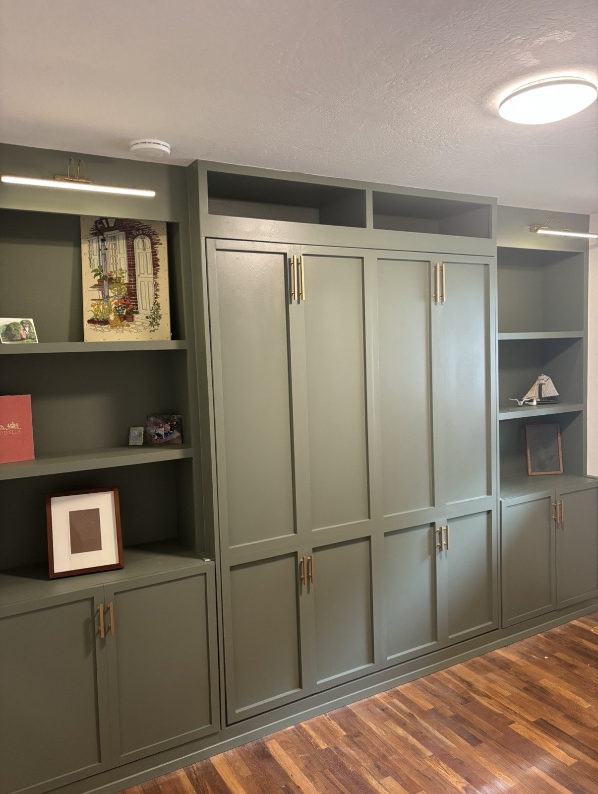 Finished green built-in